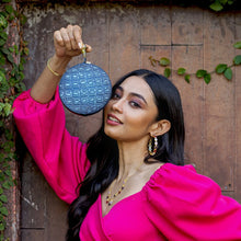 Load image into Gallery viewer, Anuschka Round Coin Purse