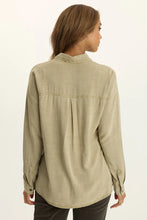 Load image into Gallery viewer, XCVI Dusten Button-Up