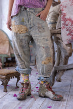 Load image into Gallery viewer, Magnolia Pearl Two Lambs Kalle Denims