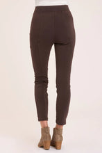 Load image into Gallery viewer, XCVI Araxie Legging