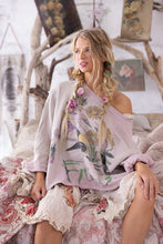 Load image into Gallery viewer, Magnolia Pearl Flight Flowers Frida Nago Sweatshirt.