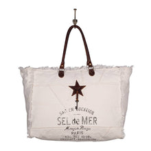 Load image into Gallery viewer, Myra Bag Smashing Weekender Bag