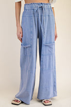 Load image into Gallery viewer, Easel Mineral Washed Terry Knit Cargo Sweatpants