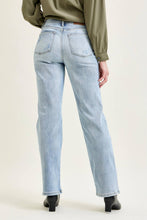 Load image into Gallery viewer, Judy Blue Jeans HW LT. Wash Straight Leg Jeans