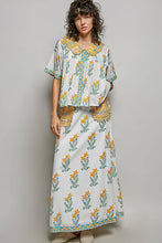 Load image into Gallery viewer, Pol Clothing Floral Pattern V-Neck Short Sleeve Roomy Fit Top