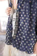 Load image into Gallery viewer, Magnolia Pearl Kelly Western Shirt