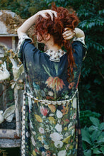 Load image into Gallery viewer, Market Of Stars I Dream In Flowers Opera Duster