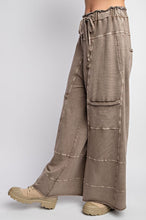 Load image into Gallery viewer, Easel Mineral Washed Terry Knit Cargo Sweatpants