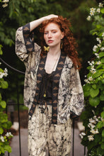 Load image into Gallery viewer, Market of Stars Honey & The Moon Pixie Duster Crop Kimono w/ Florals & Bees