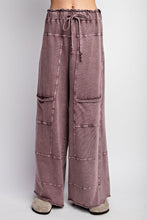 Load image into Gallery viewer, Easel Mineral Washed Terry Knit Cargo Sweatpants