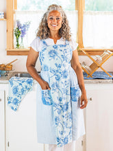 Load image into Gallery viewer, April Cornell Washed Blue Patchwork Apron