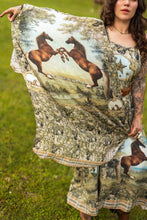 Load image into Gallery viewer, Market of Stars Born to Run Scarf