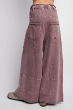 Load image into Gallery viewer, Easel Mineral Washed Terry Knit Cargo Sweatpants