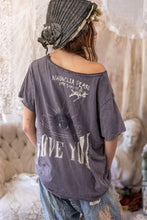 Load image into Gallery viewer, Magnolia Pearl Brightest Eyes T