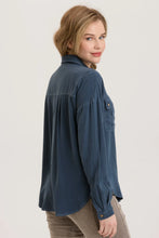 Load image into Gallery viewer, XCVI Twill Smithson Button-Up