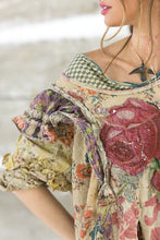 Load image into Gallery viewer, Magnolia Pearl Applique Ebie Dress