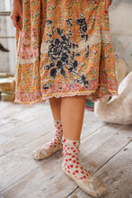 Load image into Gallery viewer, Magnolia Pearl Floral Applique Taigi Dress