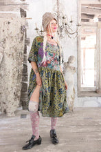 Load image into Gallery viewer, Magnolia Pearl Applique Taigi Dress