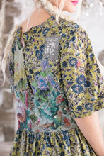 Load image into Gallery viewer, Magnolia Pearl Applique Taigi Dress
