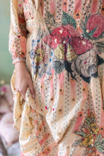 Load image into Gallery viewer, Magnolia Pearl FDLP Anastasia Dress