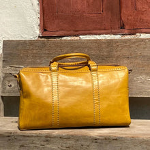 Load image into Gallery viewer, Pranee Bags Austin Duffel Bag