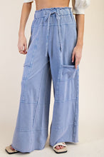 Load image into Gallery viewer, Easel Mineral Washed Terry Knit Cargo Sweatpants
