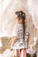 Load image into Gallery viewer, Magnolia Pearl Season Of Love Amor T