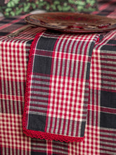 Load image into Gallery viewer, April Cornell Holly Plaid Napkin (set of 4)