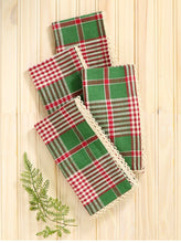 Load image into Gallery viewer, April Cornell Holly Plaid Napkin (set of 4)