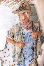 Load image into Gallery viewer, Magnolia Pearl Idgy Ruffle Shirt