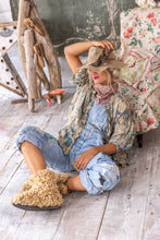 Load image into Gallery viewer, Magnolia Pearl Idgy Ruffle Shirt