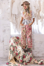 Load image into Gallery viewer, Magnolia Pearl Applique Nikha Vest