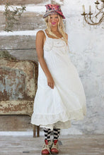 Load image into Gallery viewer, Magnolia Pearl Poplin Clementine Slip