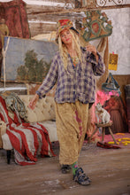 Load image into Gallery viewer, Magnolia Pearl Willie Nelson Kelly Western Shirt
