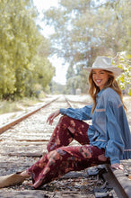 Load image into Gallery viewer, Easel Floral Printed Soft Stretch Twill Pants