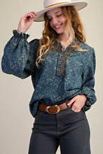 Load image into Gallery viewer, Easel Jacquard Denim Blouse