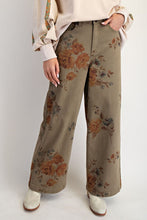 Load image into Gallery viewer, Easel Flower Print Stretch Washed Twill Pants