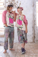 Load image into Gallery viewer, Magnolia Pearl Abbeyrosa Richi Sweatshirt