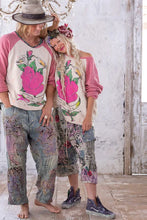 Load image into Gallery viewer, Magnolia Pearl Abbeyrosa Richi Sweatshirt