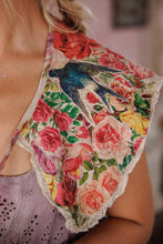 Load image into Gallery viewer, Magnolia Pearl Floral Appliqué Hannes Collar