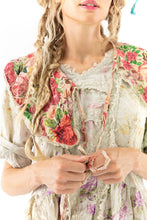 Load image into Gallery viewer, Magnolia Pearl Floral Applique Hannes Collar