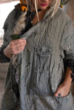 Load image into Gallery viewer, Magnolia Pearl Black Sabbath Saffi Jacket