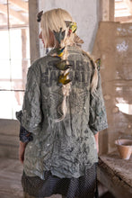 Load image into Gallery viewer, Magnolia Pearl Black Sabbath Saffi Jacket