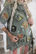 Load image into Gallery viewer, Magnolia Pearl Jhorn Pocket Layering Jacket