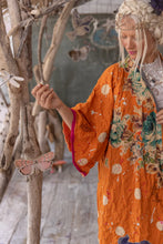 Load image into Gallery viewer, Magnolia Pearl Polka Dot Dashi Kimono
