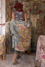 Load image into Gallery viewer, Magnolia Pearl Patchwork Dragon Daigo Kimono