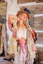 Load image into Gallery viewer, Magnolia Pearl Piecewise Crop Dashi Kimono