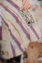 Load image into Gallery viewer, Magnolia Pearl Cropped 1962 Jacket