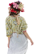 Load image into Gallery viewer, Magnolia Pearl Floral Cropped Leni Jacket