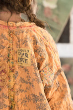 Load image into Gallery viewer, Magnolia Pearl Julian Floral Kimono